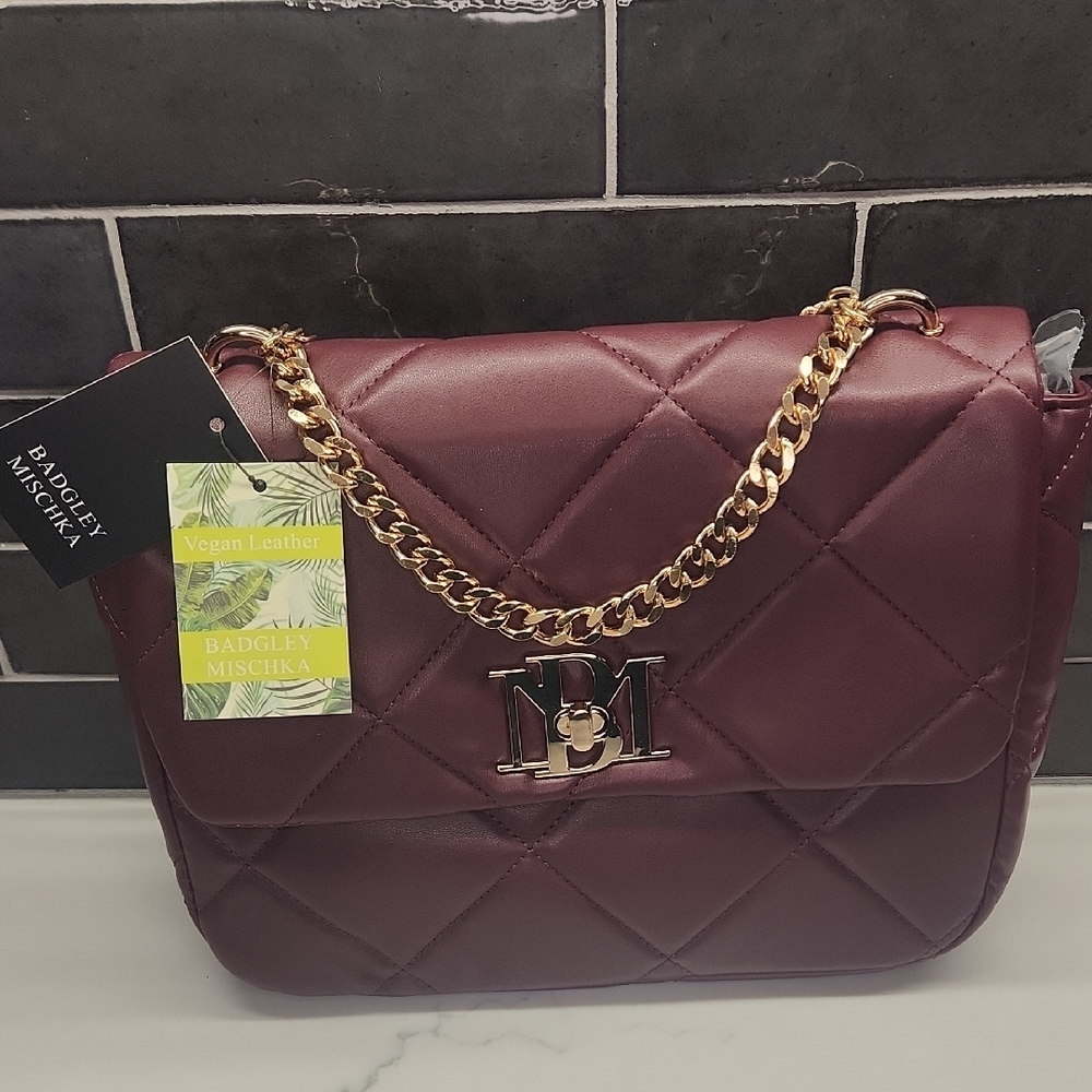 SALE! NWT Badgley Mischka Plum and Gold Quilted Shoulder Bag